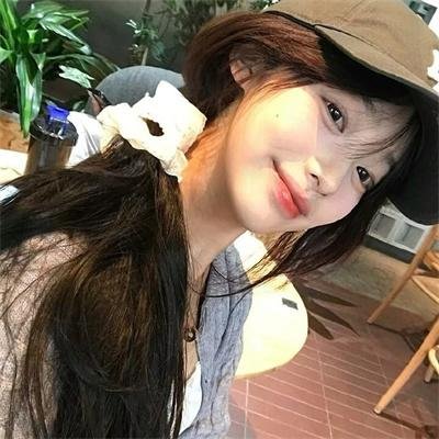 小孩好黑